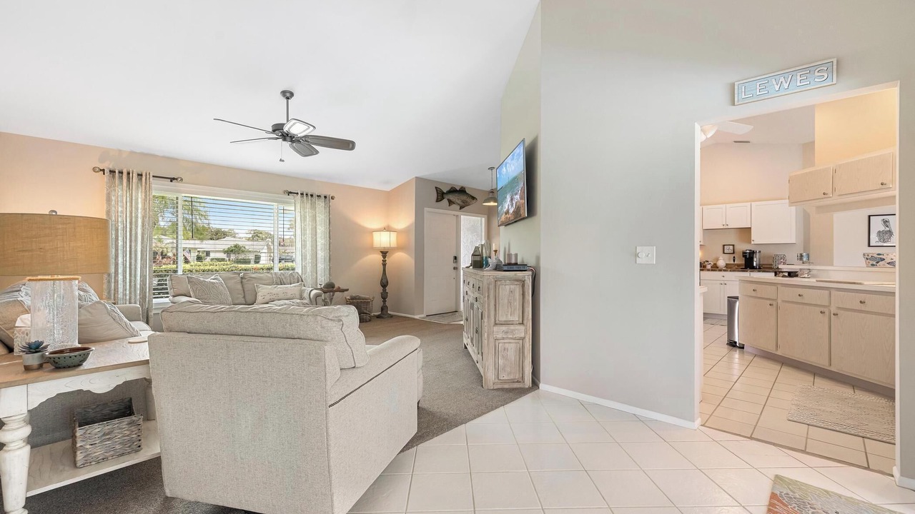 Photo of Livingroom in Three Oaks