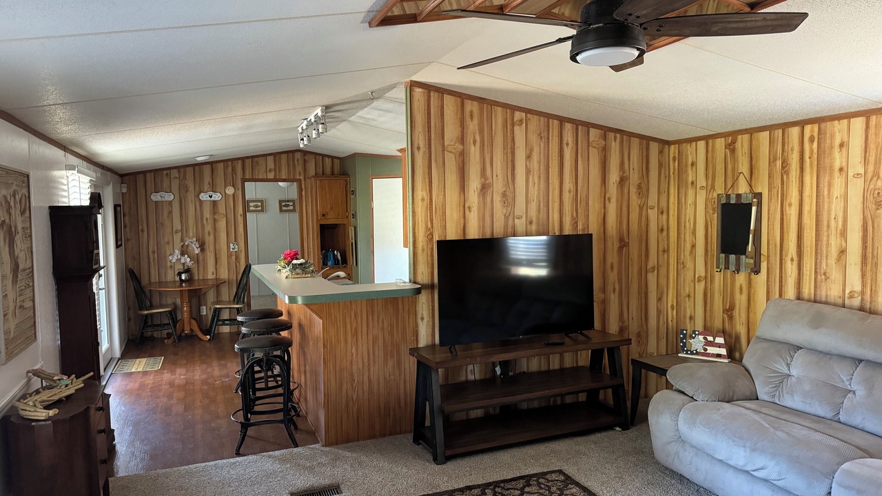 Photo of Livingroom in Fedhaven