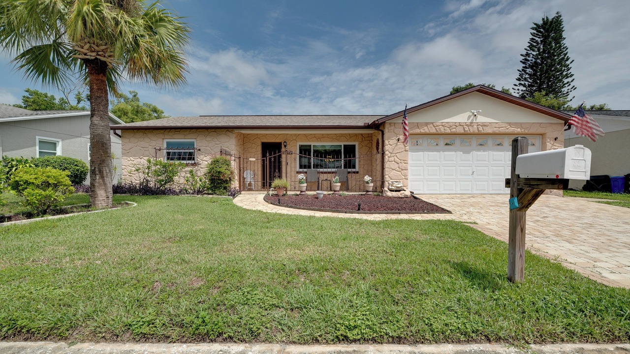 Photo of Outdoor in Orchid Lake Village