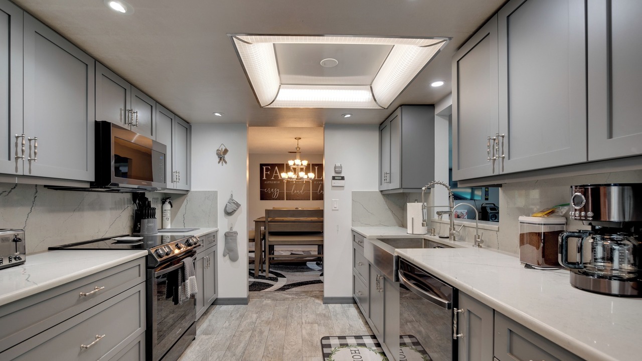 Photo of Kitchen in Orchid Lake Village