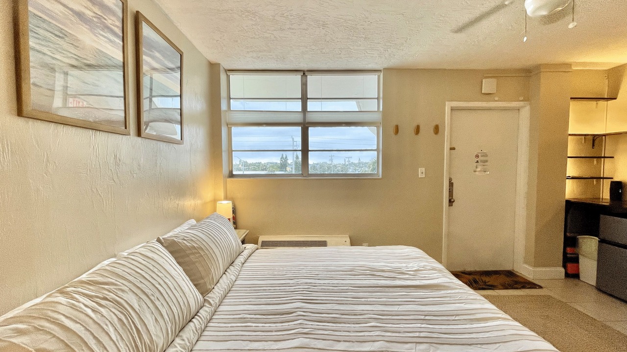 Photo of Bedroom in Lenox Park