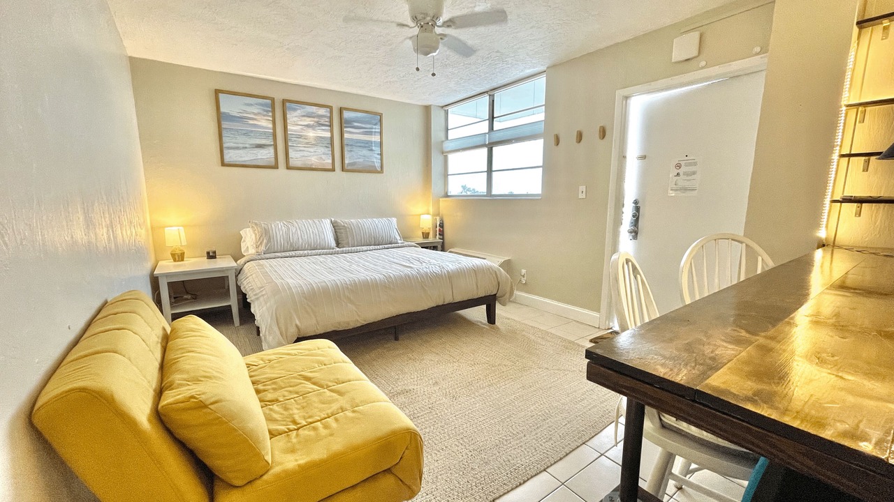 Photo of Bedroom in Lenox Park