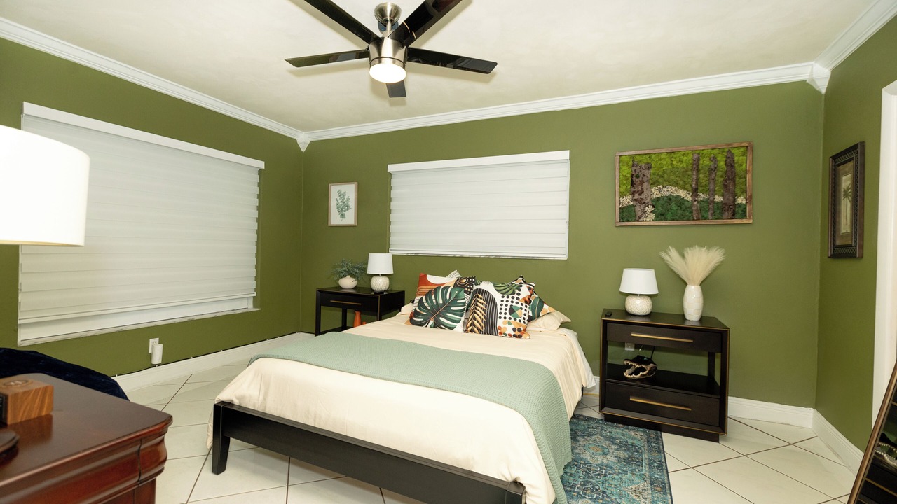 Photo of Bedroom in Coral Way