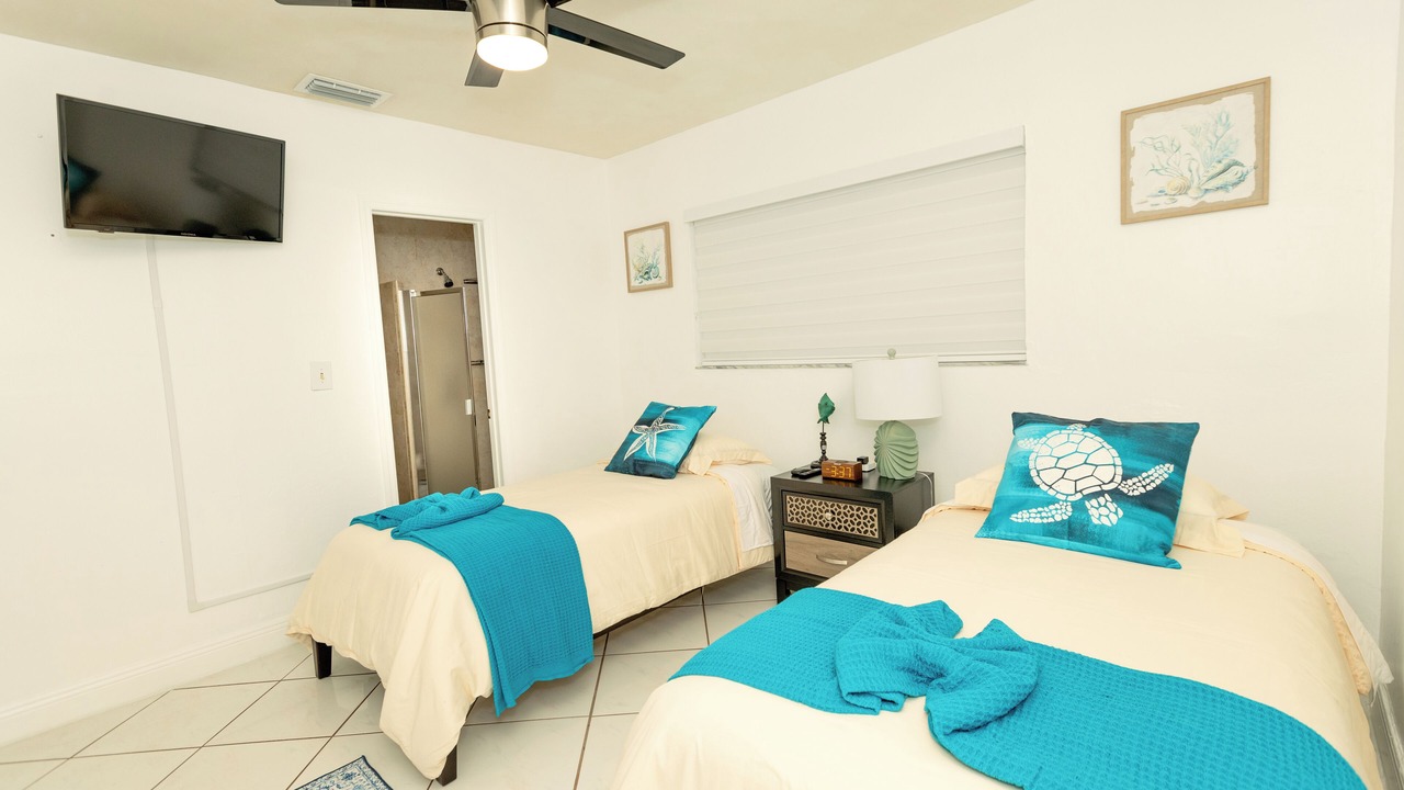 Photo of Bedroom in Coral Way