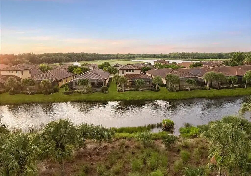 Photo of Outdoor in Estero