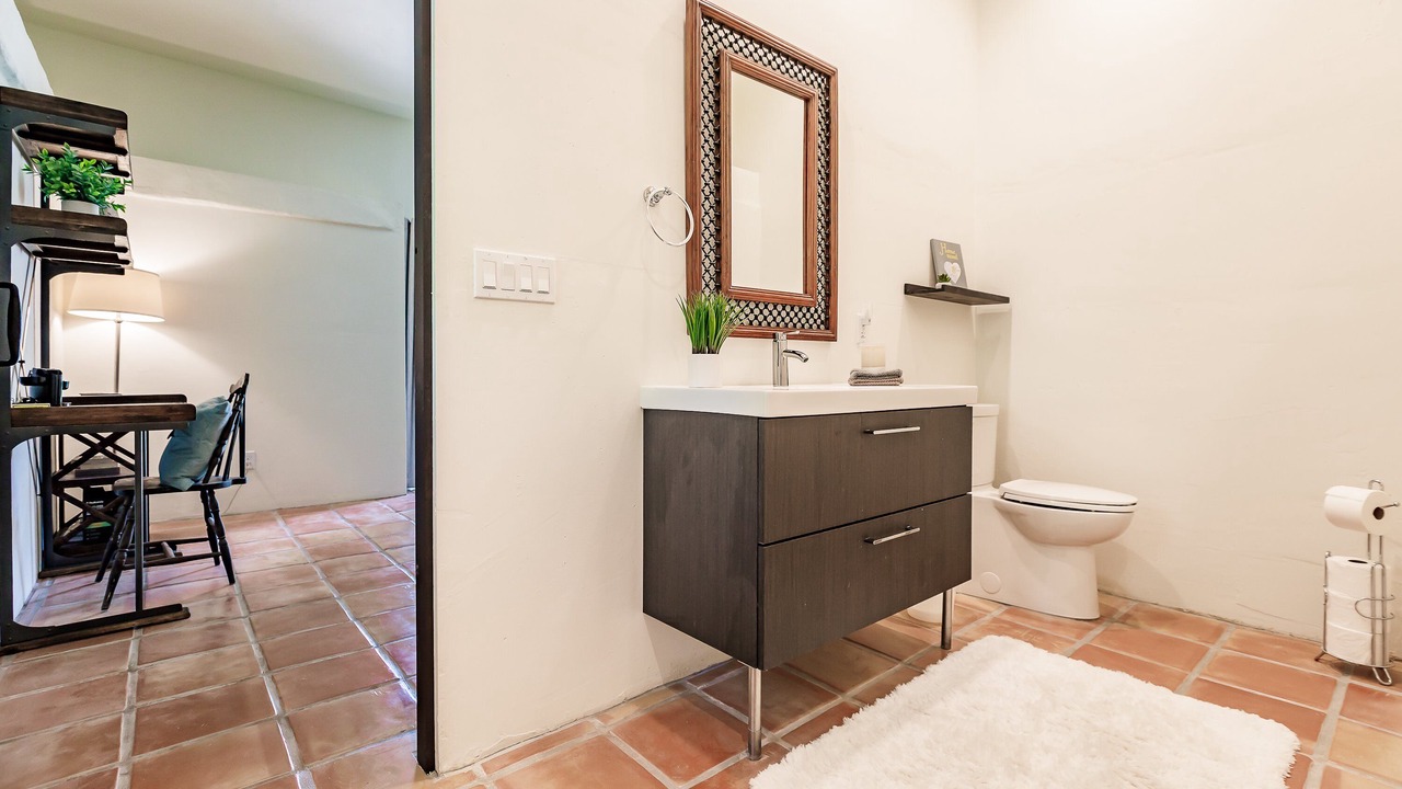 Photo of Bathroom in Riverside Park