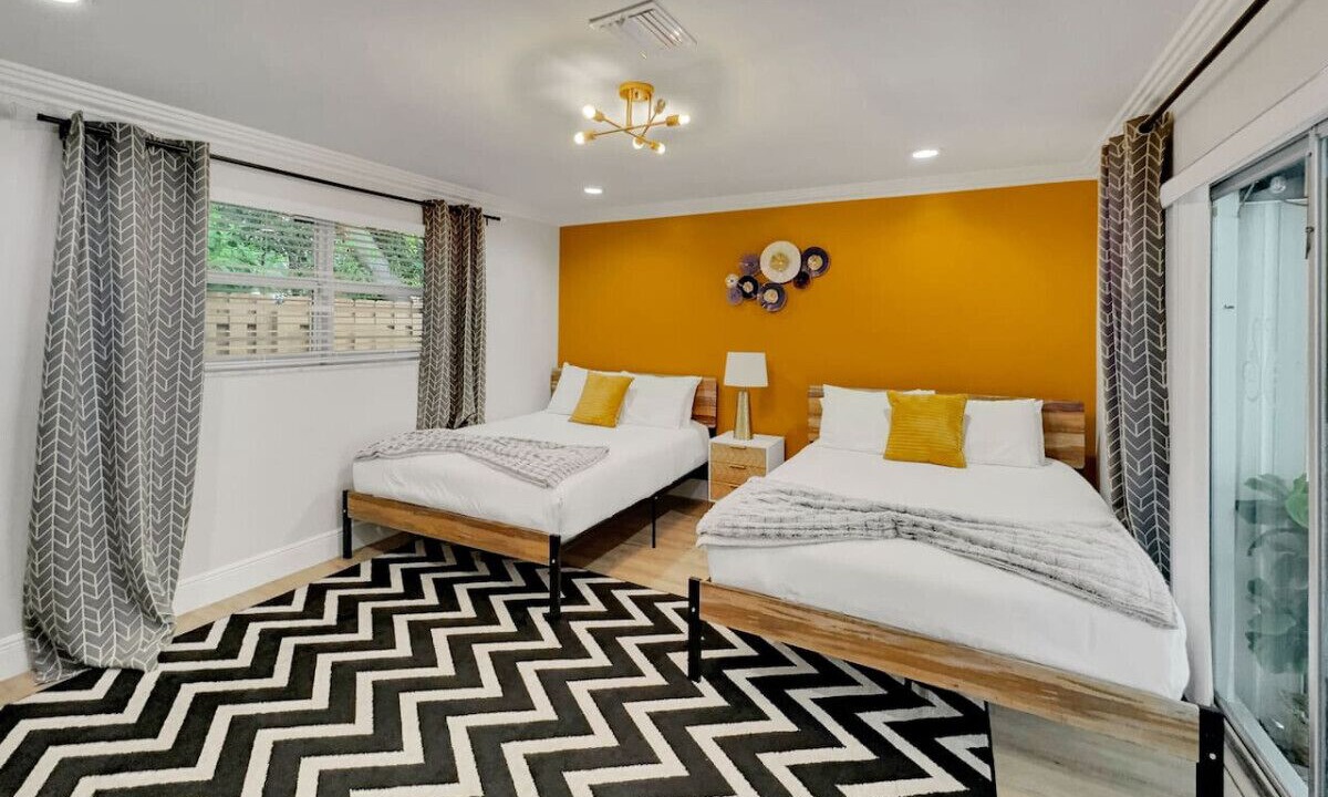 Photo of Bedroom in Imperial Point