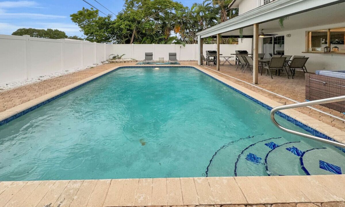 Photo of Outdoor in Imperial Point