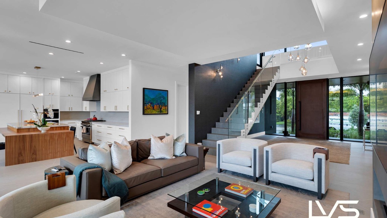 Photo of Bedroom in Lauderdale Harbours