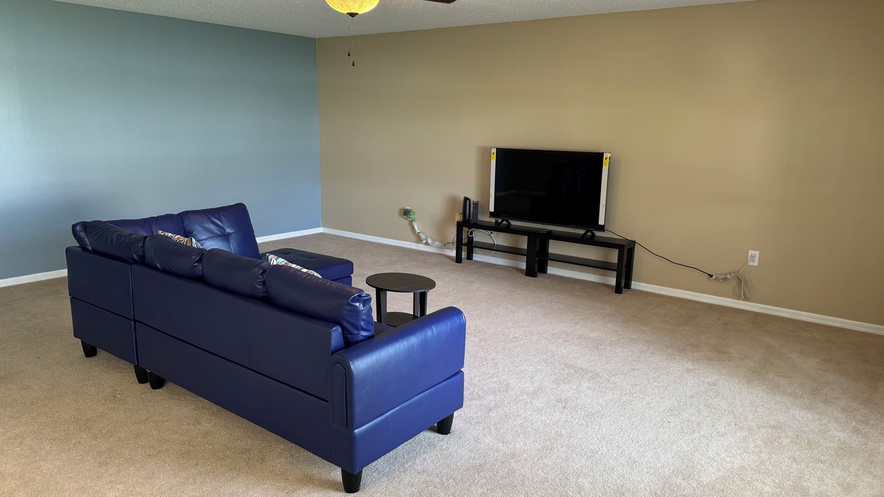 Photo of Livingroom in Legacy Park