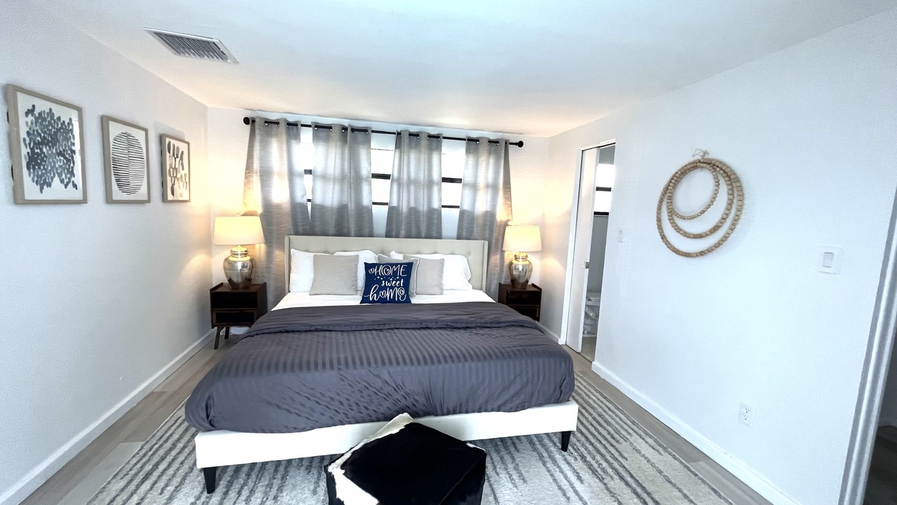 Photo of Bedroom in Sarasota Springs