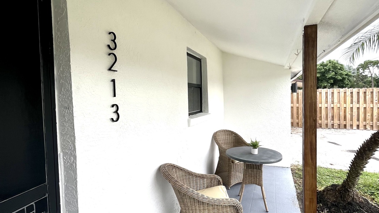 Photo of Patio Balcony in Sarasota Springs