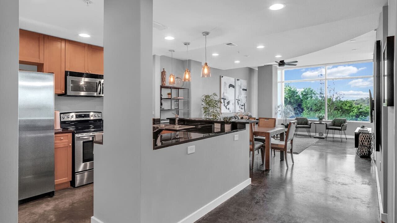 Photo of Kitchen in South Eola
