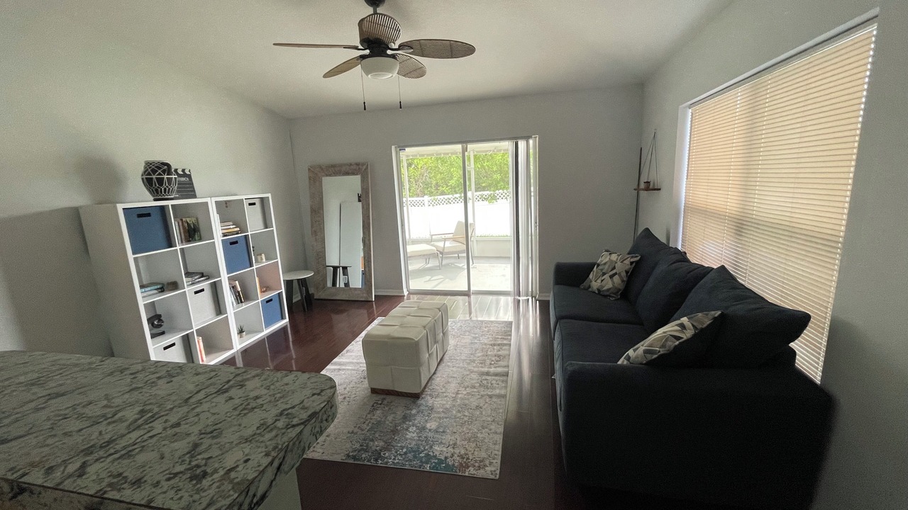 Photo of Livingroom in Ruskin