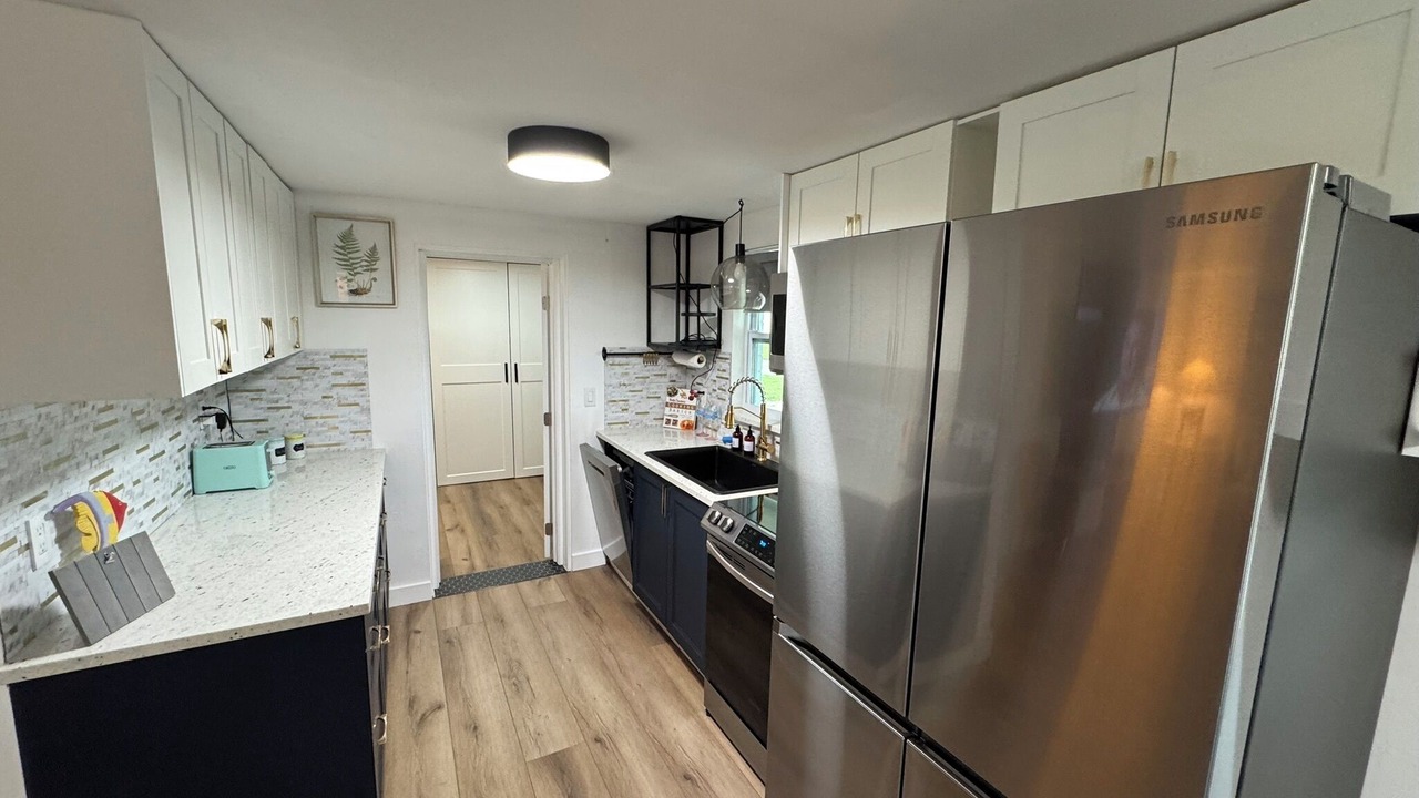 Photo of Kitchen in Fullers Earth