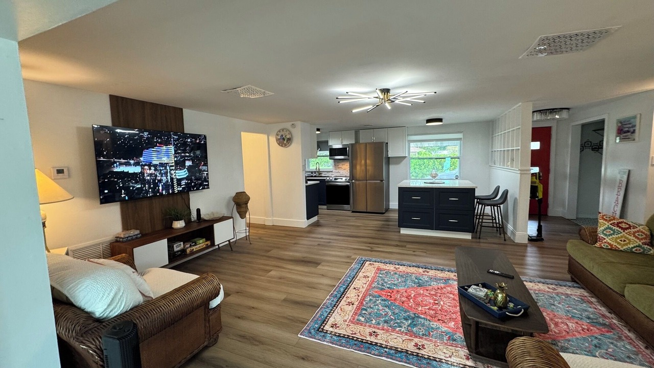 Photo of Livingroom in Fullers Earth