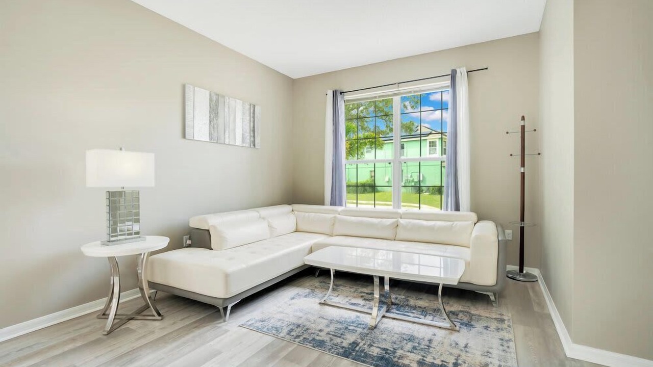 Photo of Livingroom in Haines City
