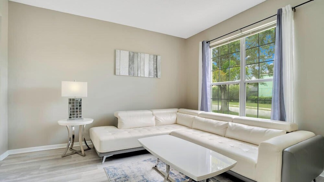 Photo of Livingroom in Haines City