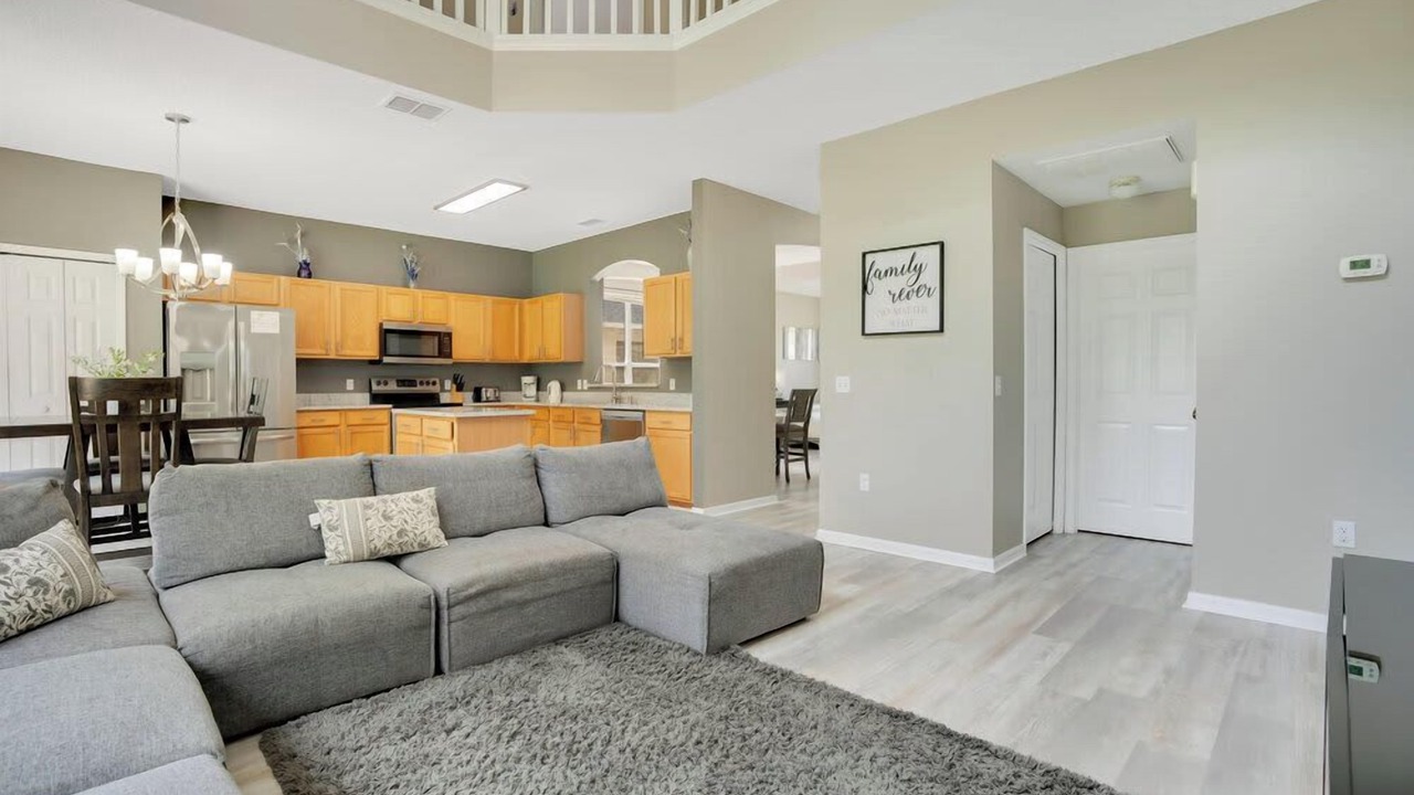 Photo of Livingroom in Haines City