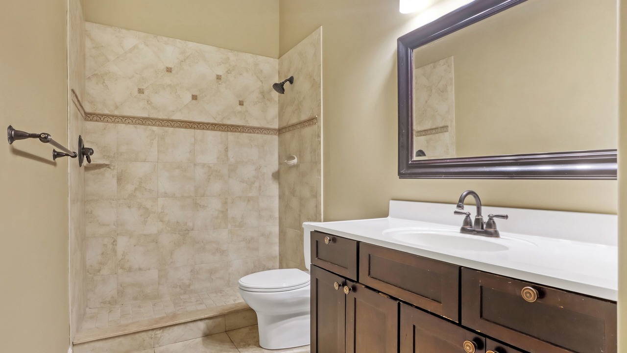 Photo of Bathroom in Tropic