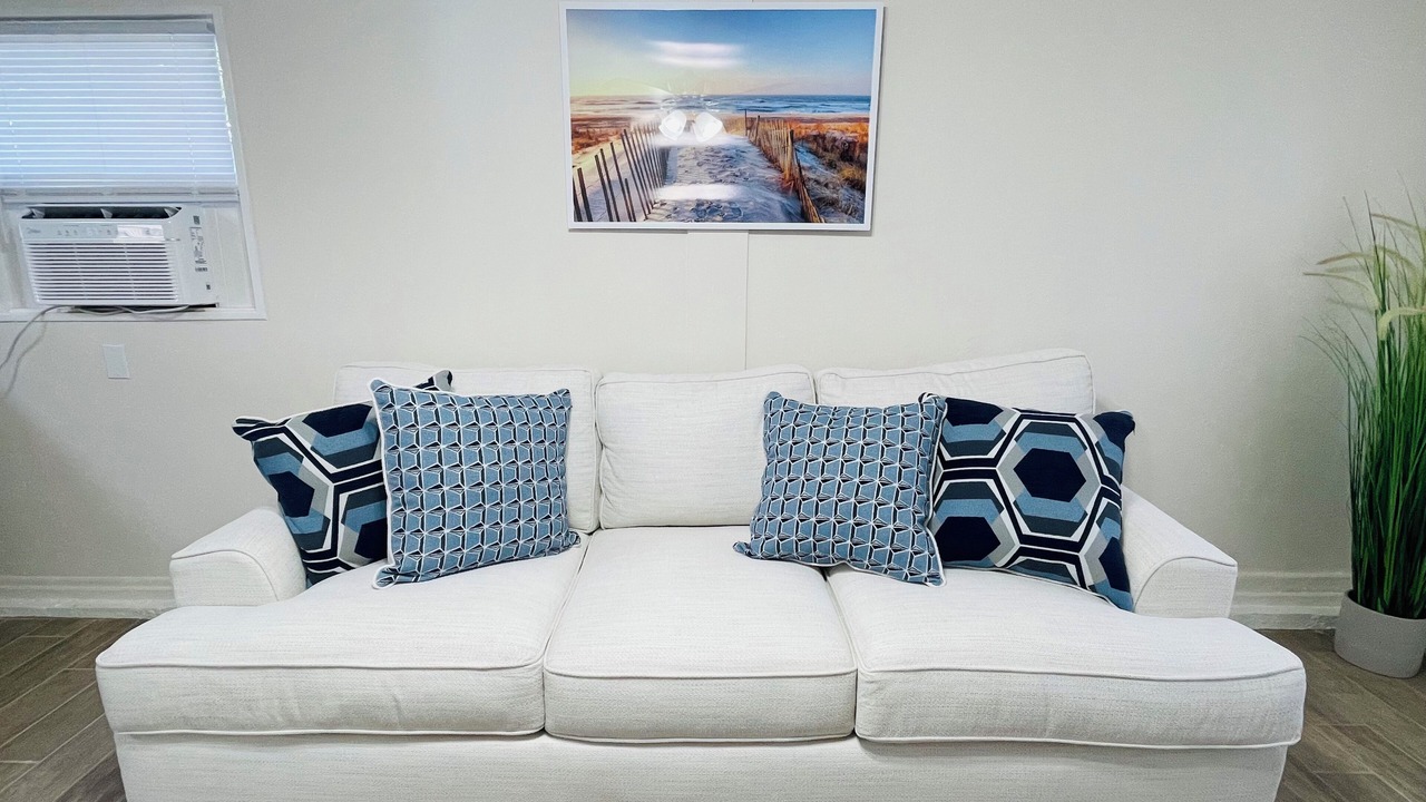 Photo of Livingroom in Holly Hill