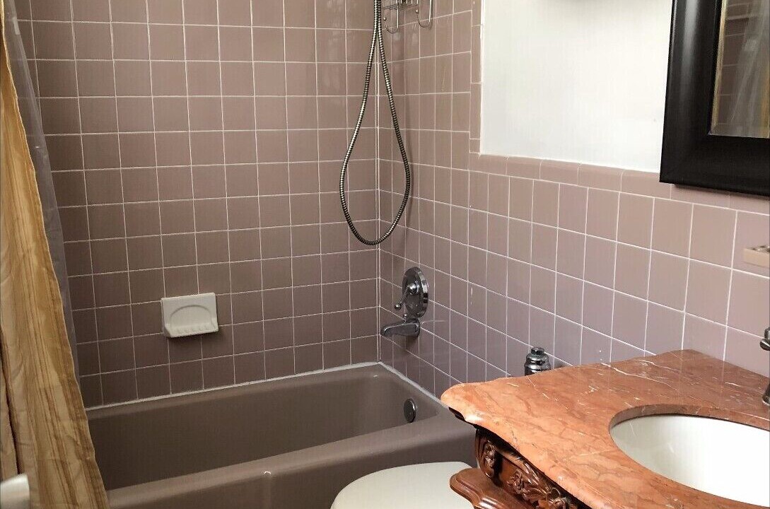 Photo of Bathroom in South Lake