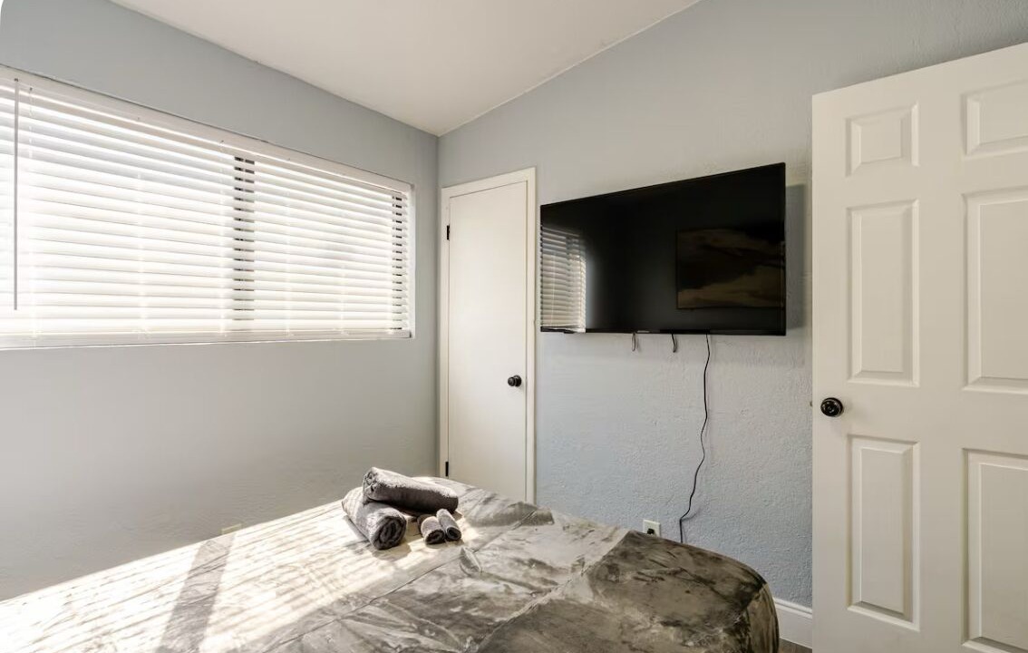 Photo of Bedroom in Gladeview
