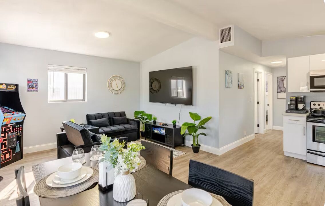 Photo of Livingroom in Gladeview