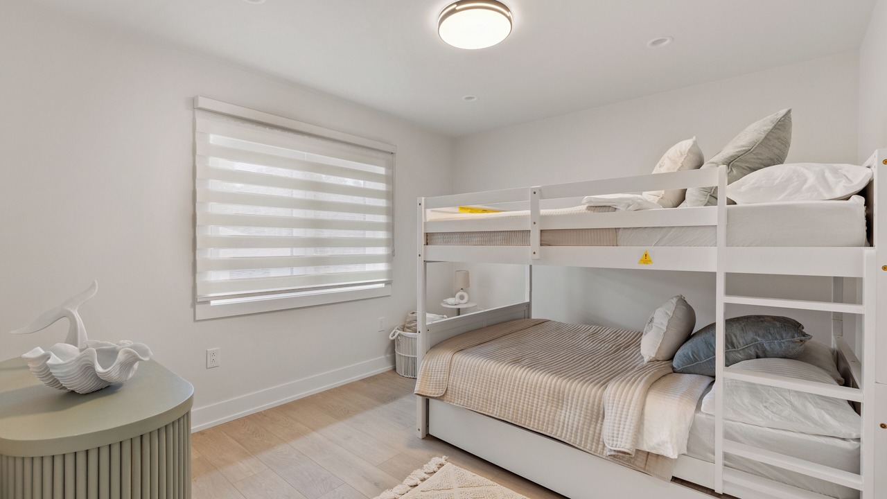 Photo of Bedroom in Palm River Estates