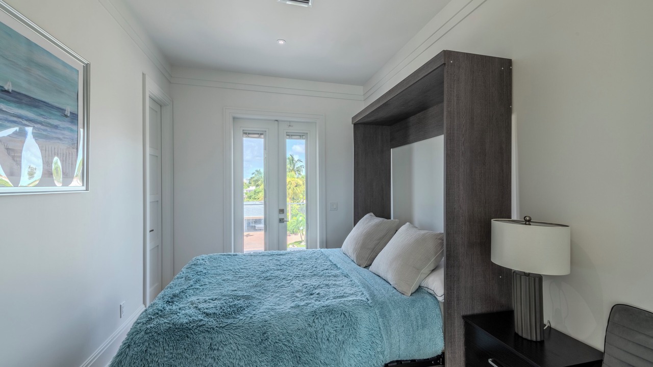 Photo of Bedroom in Connors