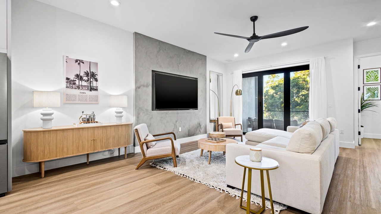 Photo of Livingroom in Tampa Heights