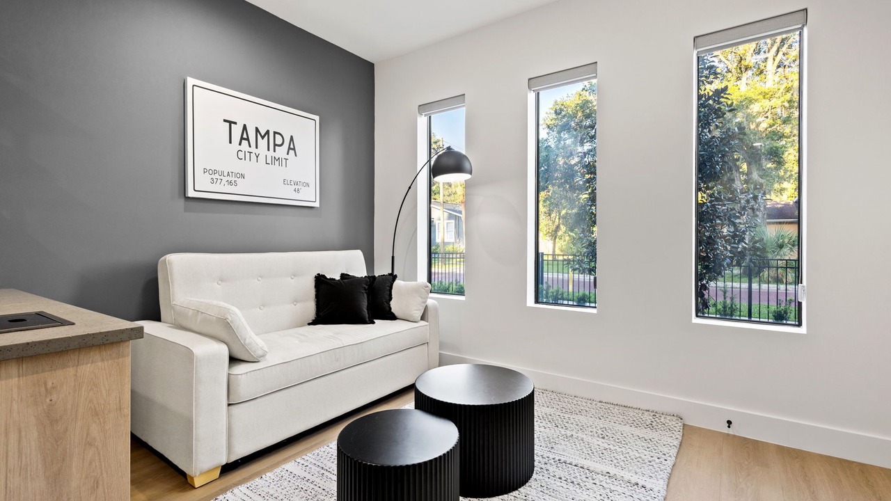 Photo of Livingroom in Tampa Heights