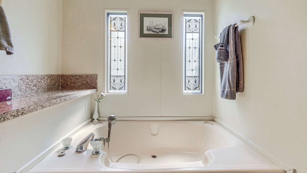 Photo of Bathroom in Edgewater