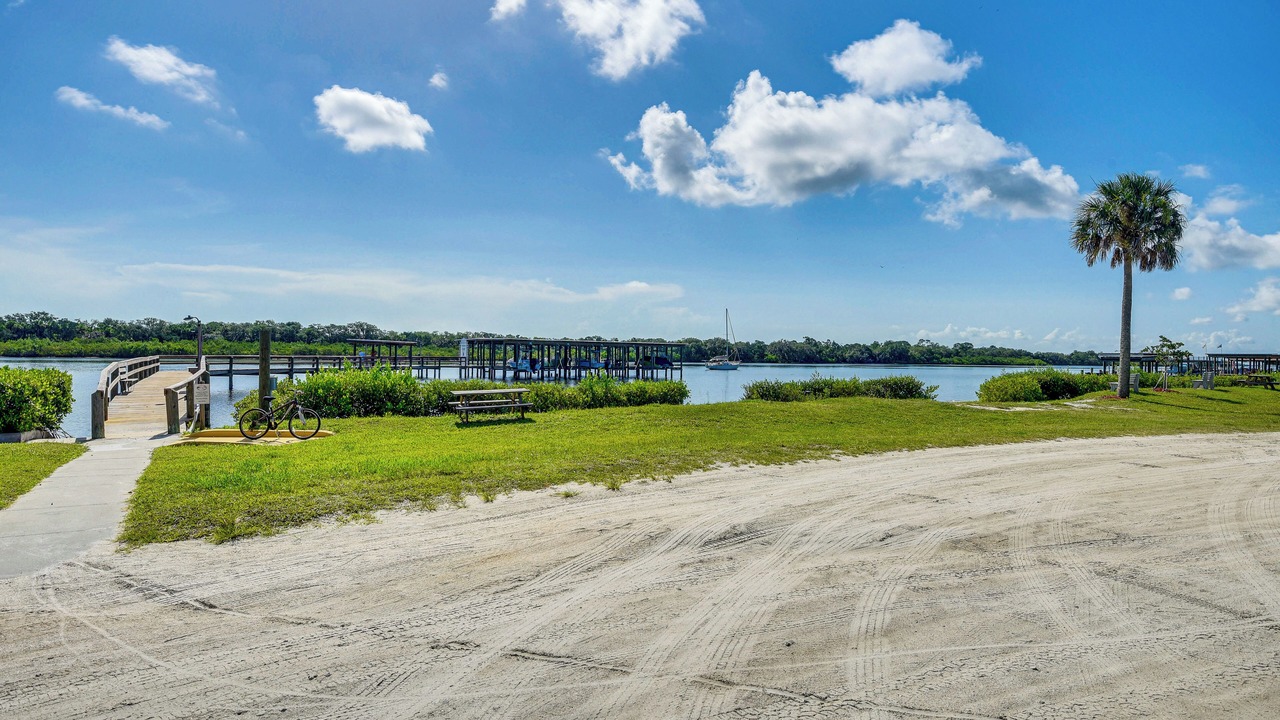 Photo of Outdoor in Edgewater