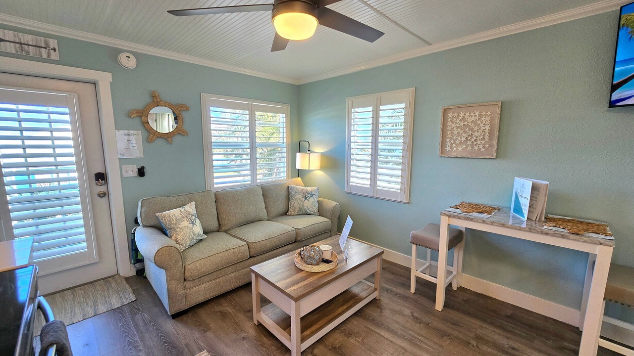 Photo of Livingroom in Bradenton Beach