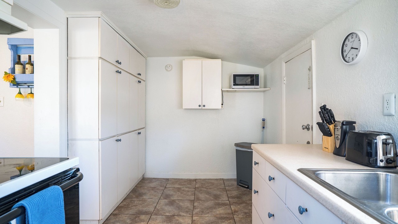 Photo of Kitchen in Walker's Island