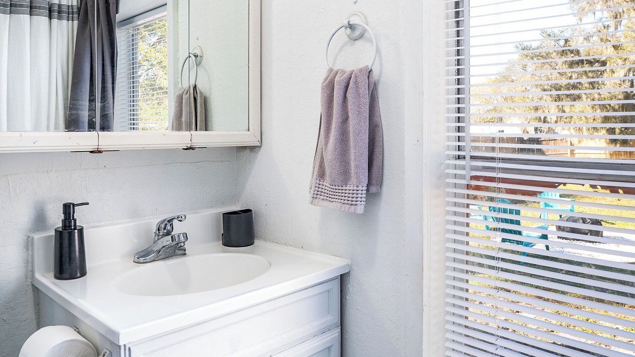 Photo of Bathroom in Walker's Island