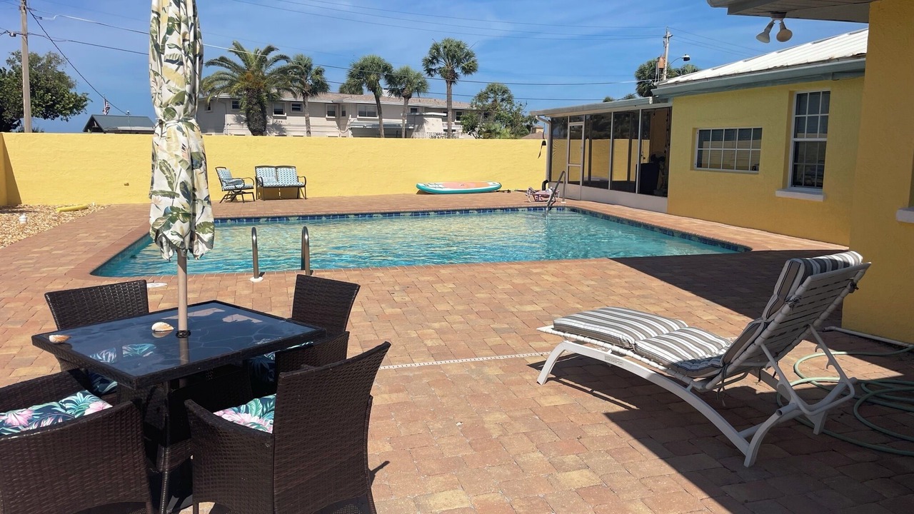 Photo of Outdoor in Golden Beach