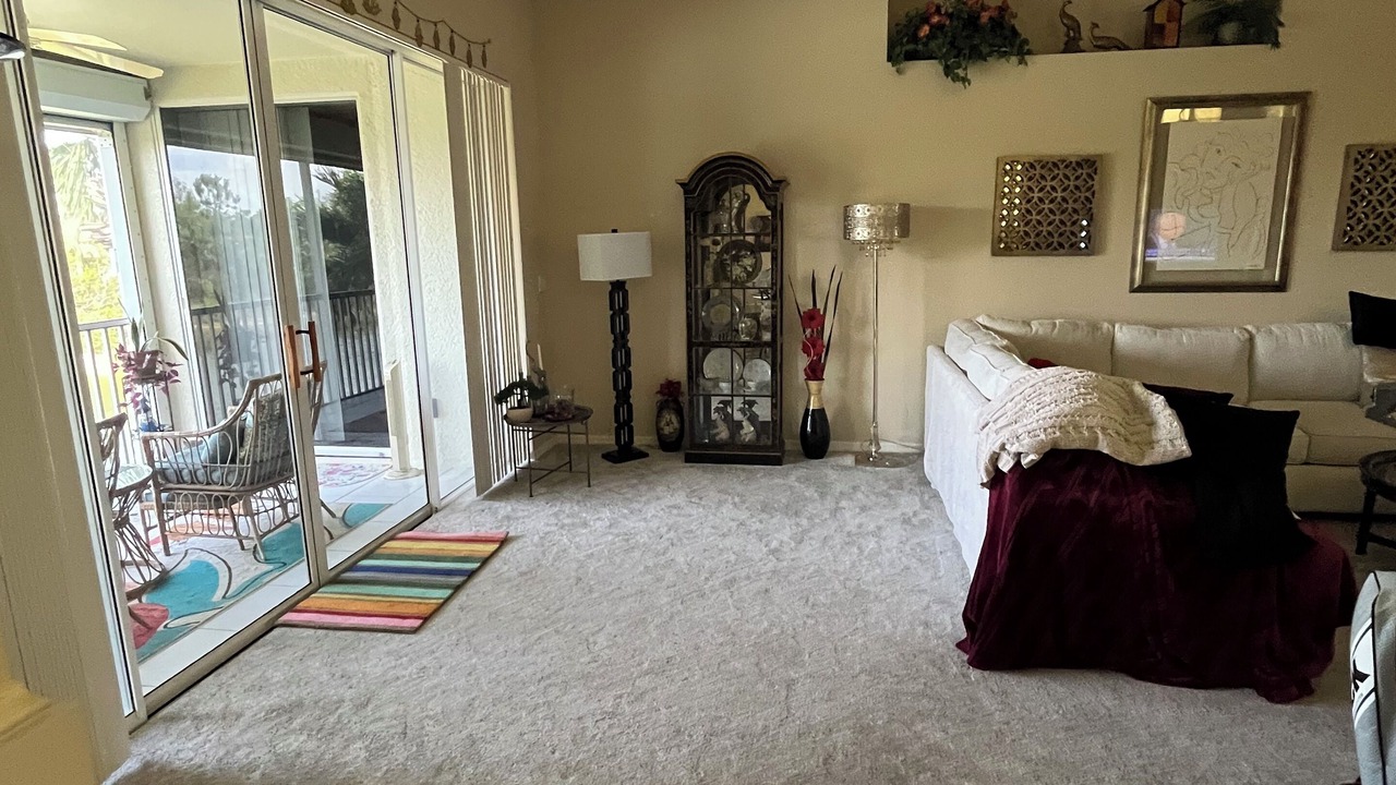 Photo of Livingroom in Bonita Springs