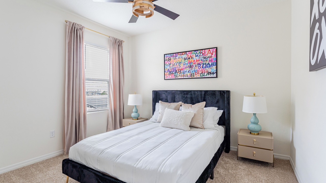 Photo of Bedroom in Sunridge Woods
