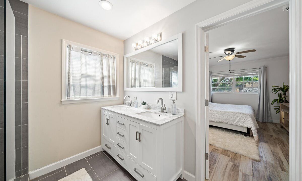 Photo of Bathroom in Indian Harbour Beach