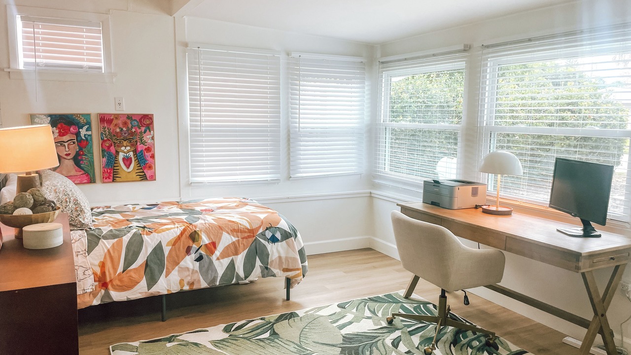 Photo of Bedroom in Golden Beach