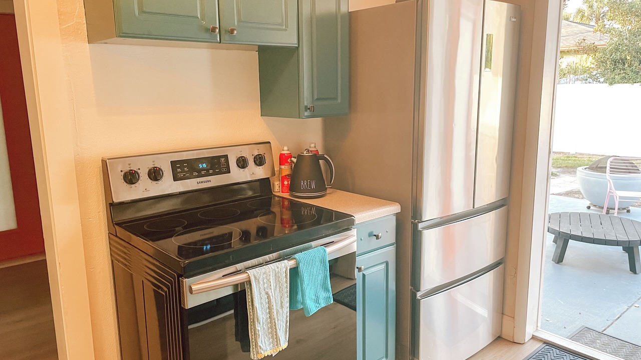 Photo of Kitchen in Golden Beach