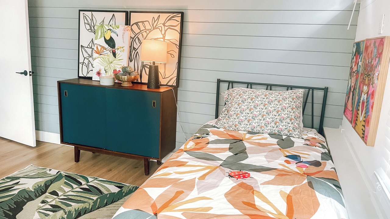 Photo of Bedroom in Golden Beach