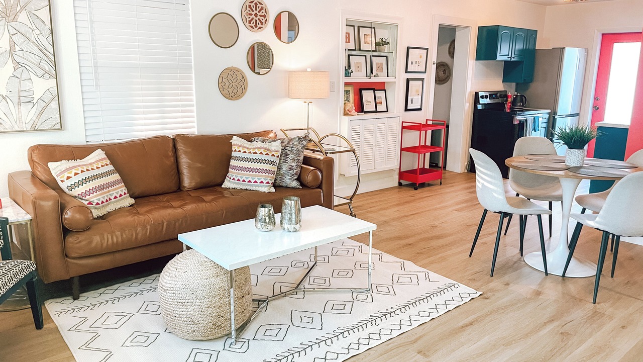 Photo of Livingroom in Golden Beach