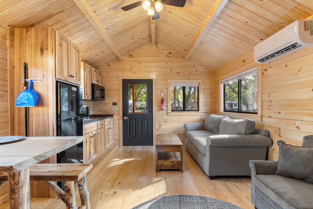 Photo of Livingroom in Thonotosassa