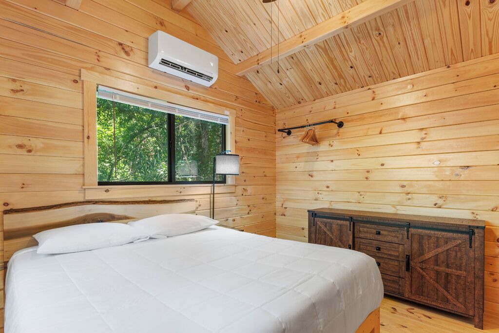 Photo of Bedroom in Thonotosassa