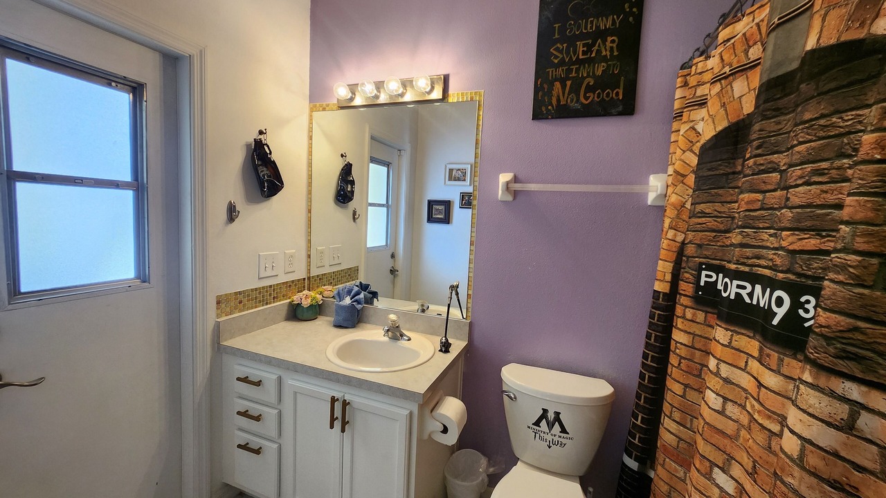 Photo of Bathroom in Sunset Ridge