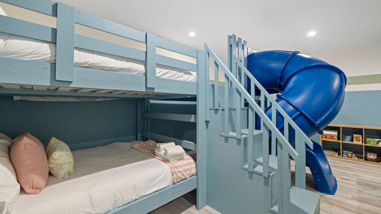Photo of Bedroom in Madeira Beach