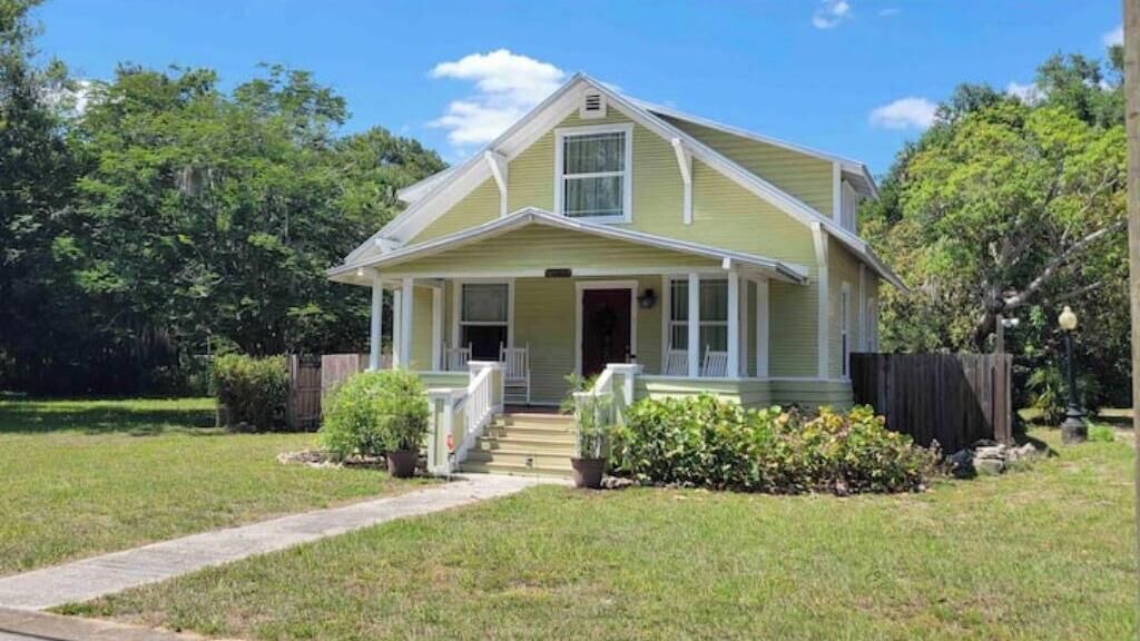 Photo of Outdoor in Dean Park Historic District